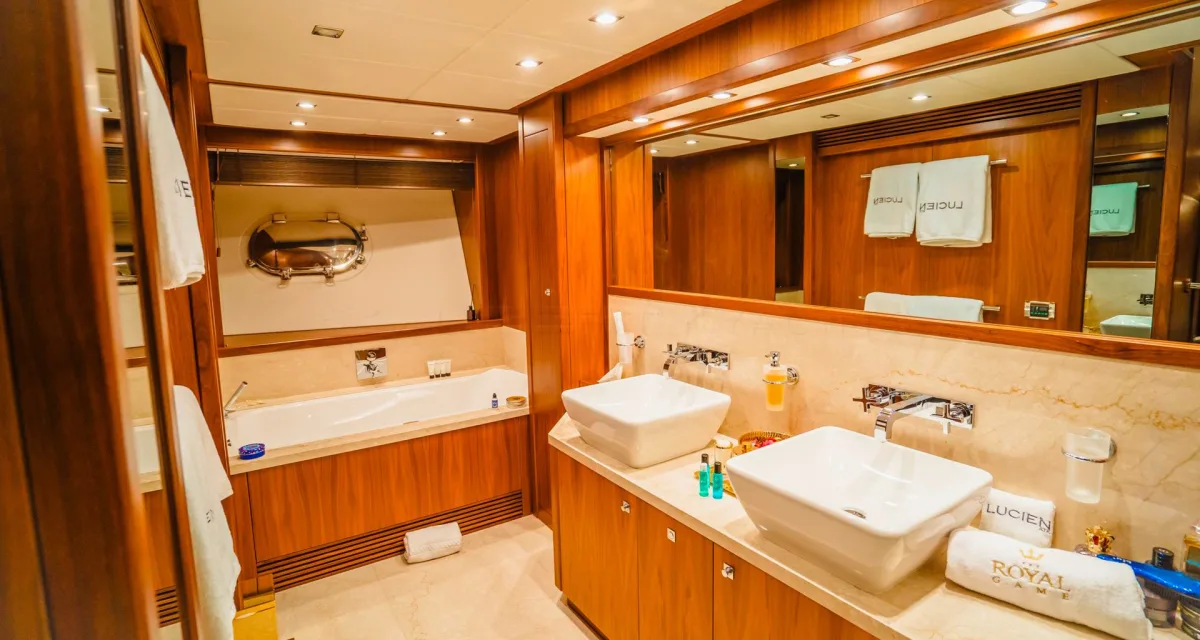 Sunseeker 131