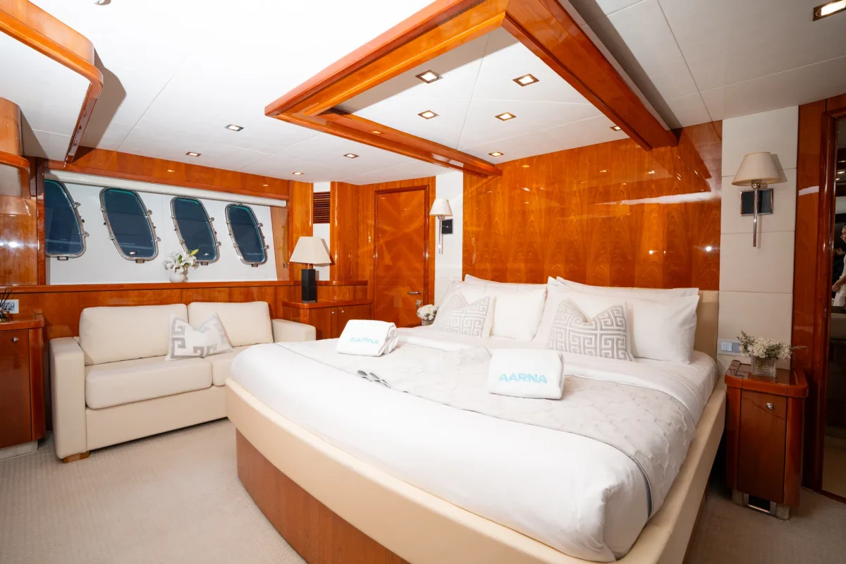 Sunseeker 90