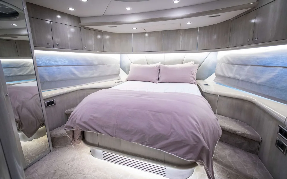 Sunseeker Predator 95
